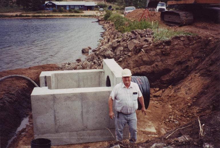 Gene Barker at new Ramona spillway
